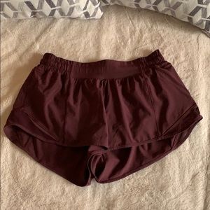 Lululemon Hotty Hot Short  2.5